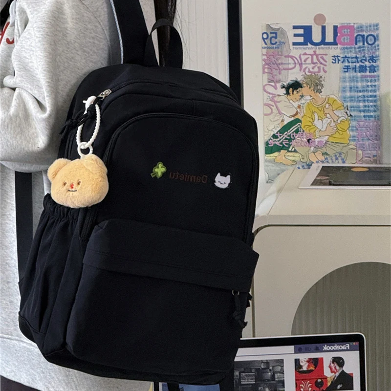Süßer Plüsch-Charakter-Themen-Rucksack Karnz