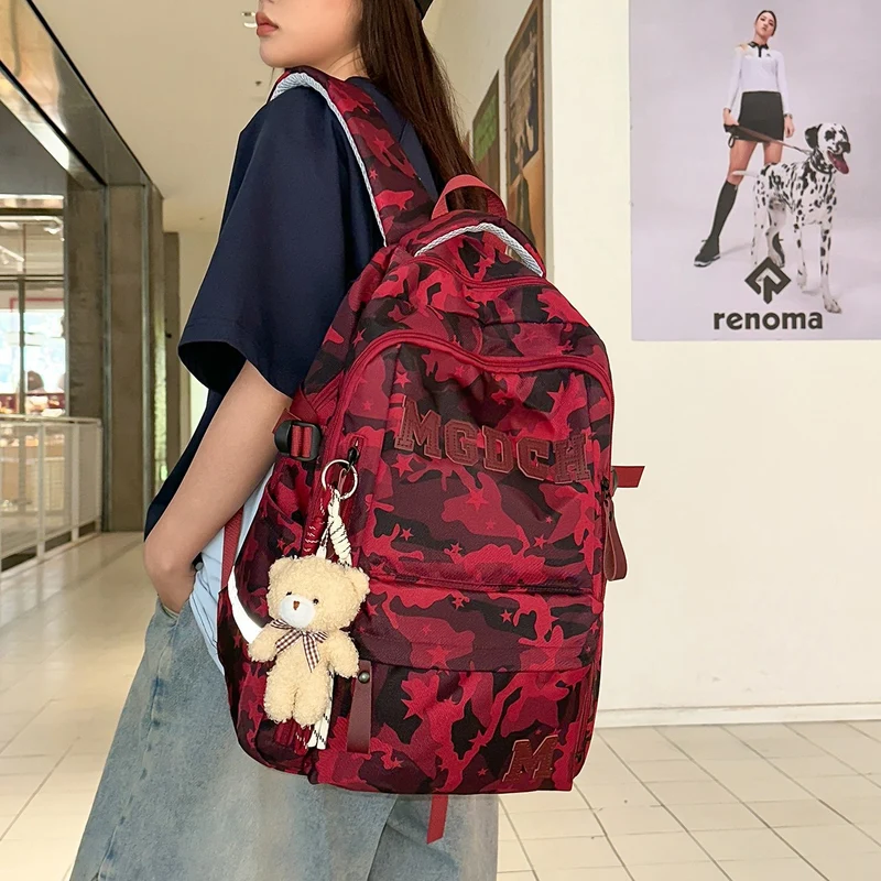 Robuster camo-bedruckter Tagesrucksack Karnz