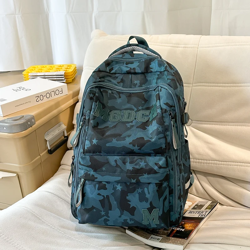 Robuster camo-bedruckter Tagesrucksack Karnz