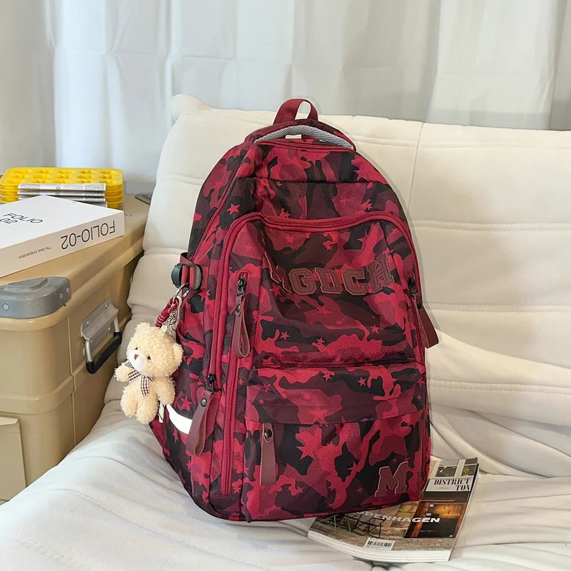 Robuster camo-bedruckter Tagesrucksack Karnz
