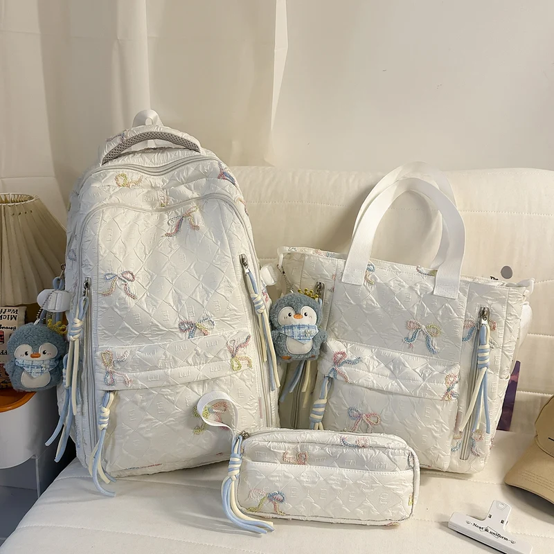 Bestickter Stepp-Rucksack Karnz