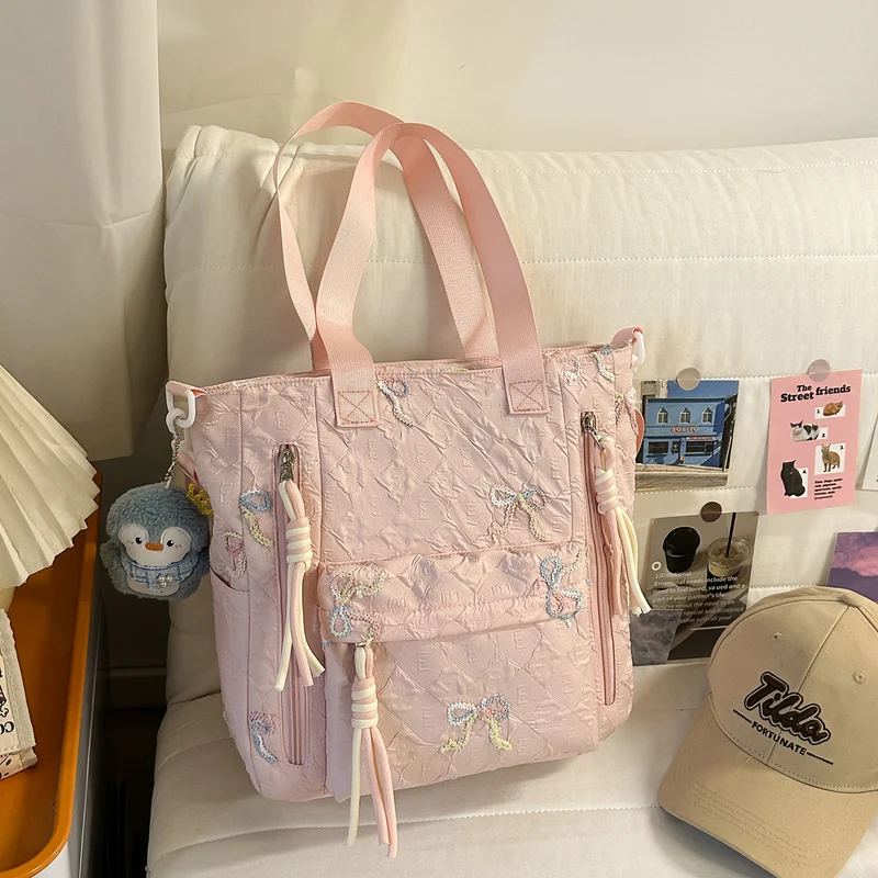 Bestickter Stepp-Rucksack Karnz