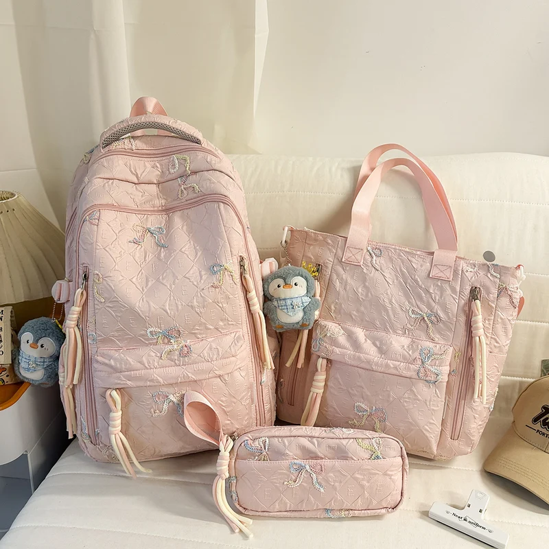 Bestickter Stepp-Rucksack Karnz