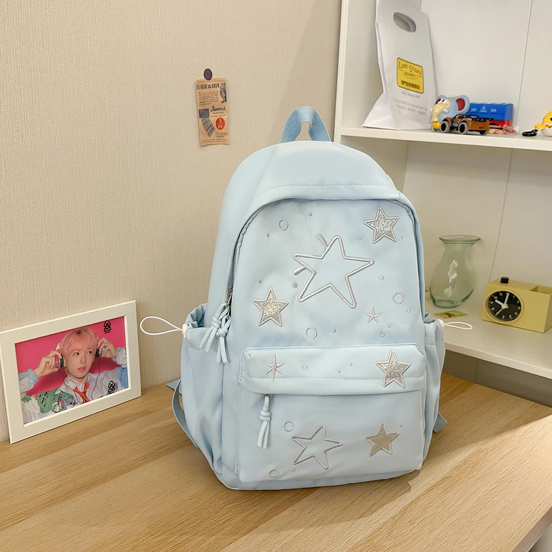 Süßer mit Sternen verzierten Rucksack Karnz