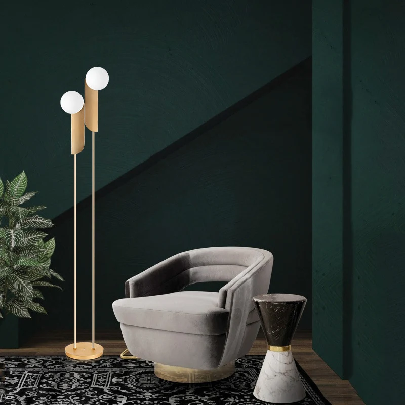 Moderne Dual-Head Stehlampe