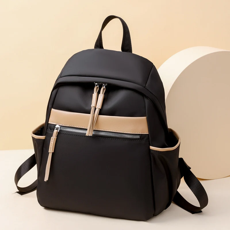 Moderner Rucksack mit praktischen Fächern Skanto
