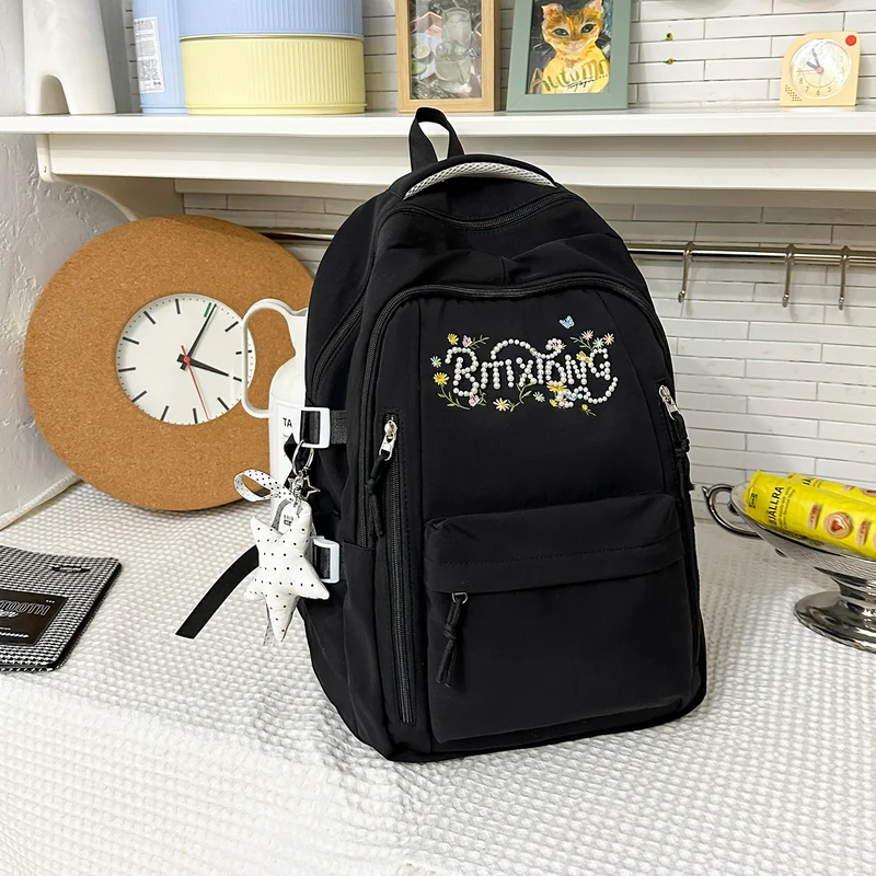 Bestickter Mehrfach-Taschen Rucksack Karnz