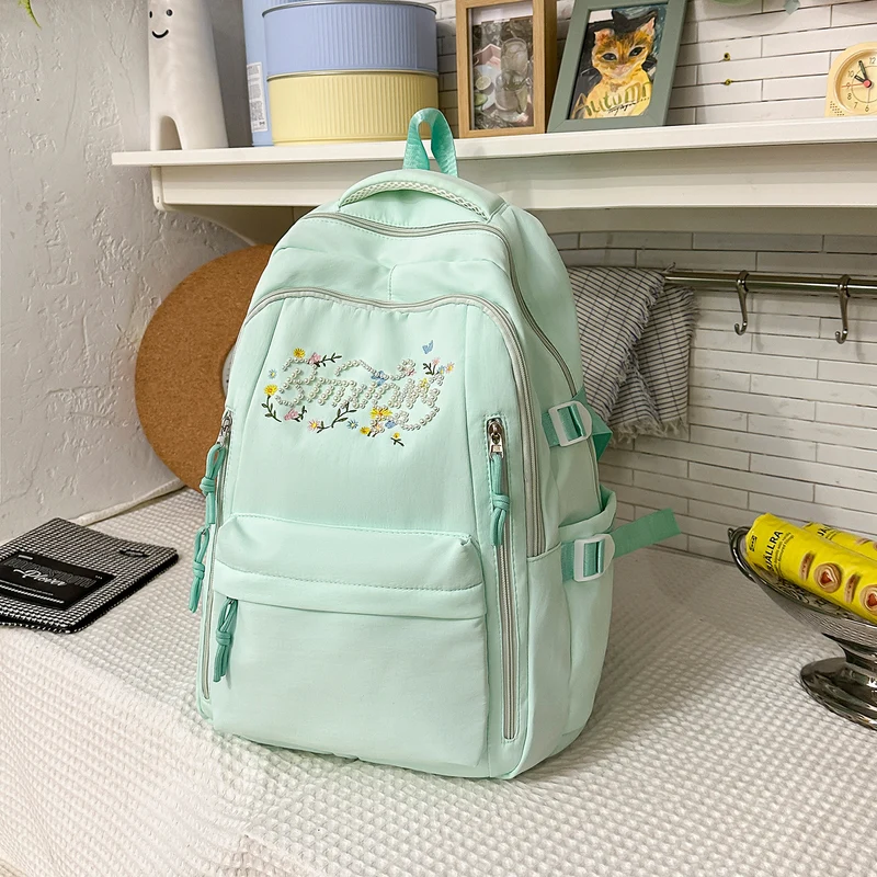 Bestickter Mehrfach-Taschen Rucksack Karnz