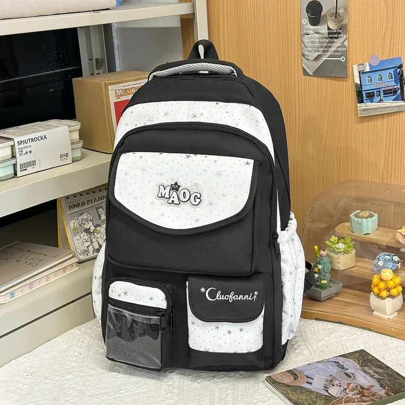 Dekorativer Plüsch Charakter Rucksack Karnz