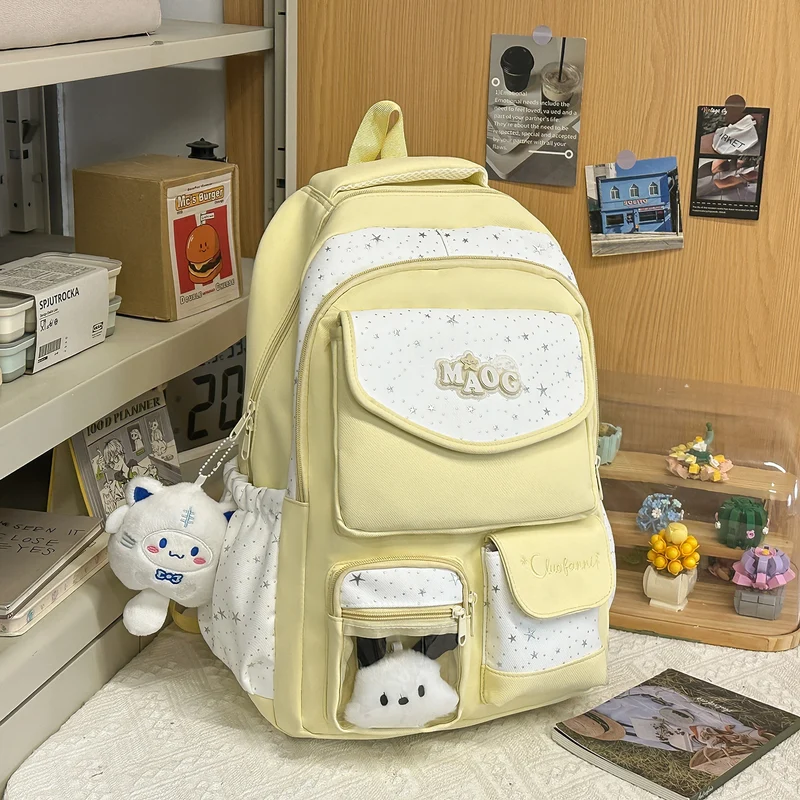 Dekorativer Plüsch Charakter Rucksack Karnz