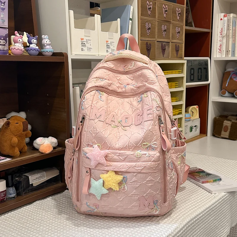 Dekorative Gepolsterte Rucksack Karnz