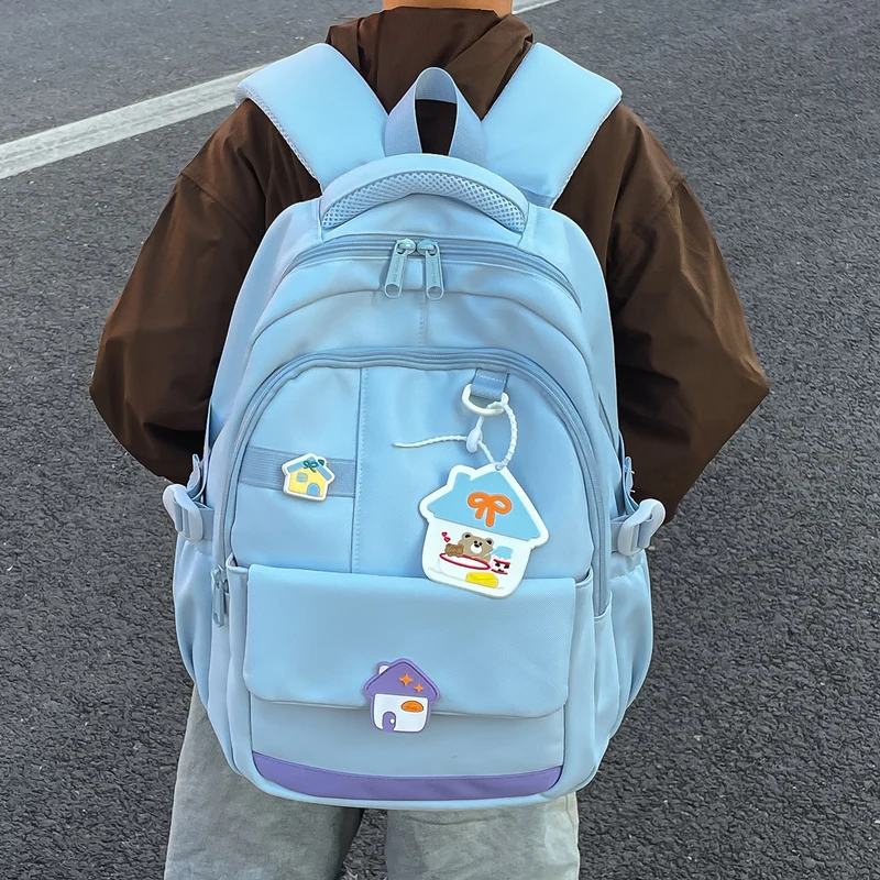 Dekorative Multi-Taschen Rucksack Karnz