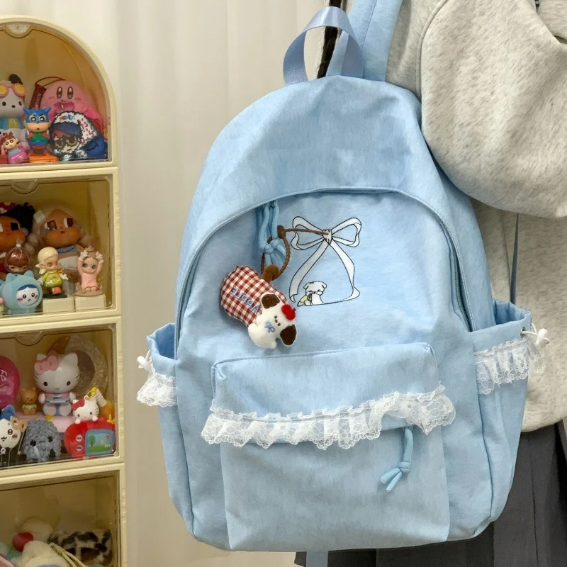Dekorativer Rucksack mit Spitzenbesatz Karnz