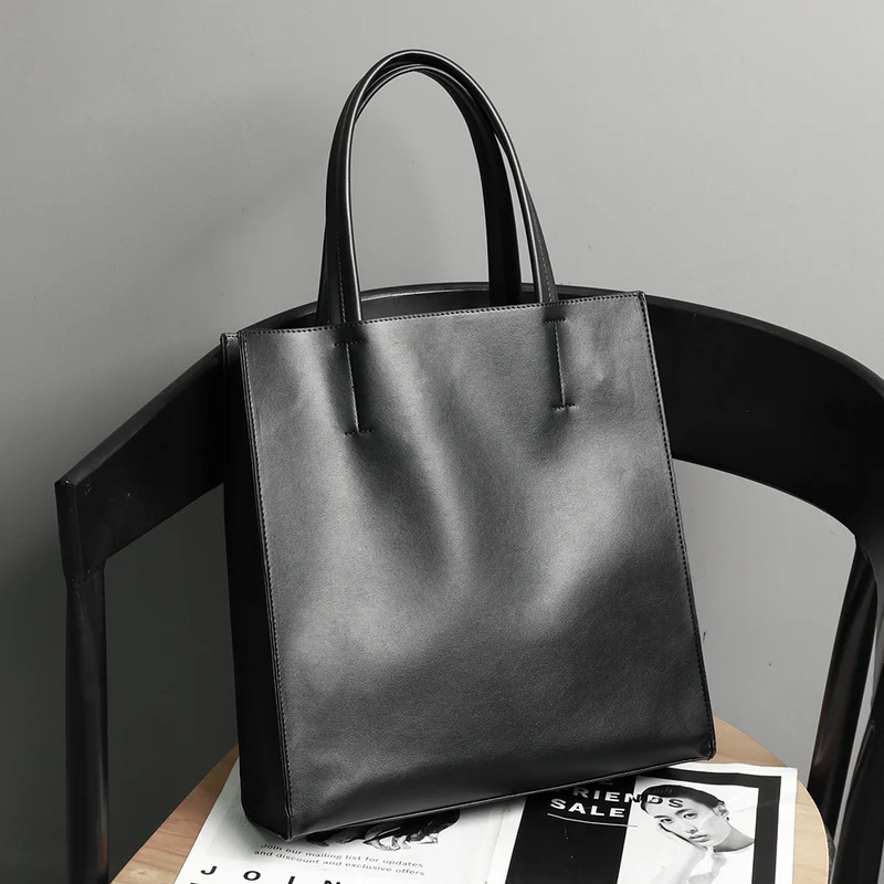 Elegante Einkaufstasche im minimalistischen Look Skanto