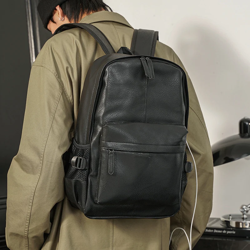 Eleganter Laptop-Rucksack mit mehreren Fächern Skanto