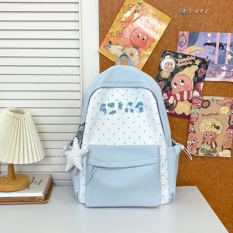 Niedlicher Rucksack mit Punktmuster Karnz