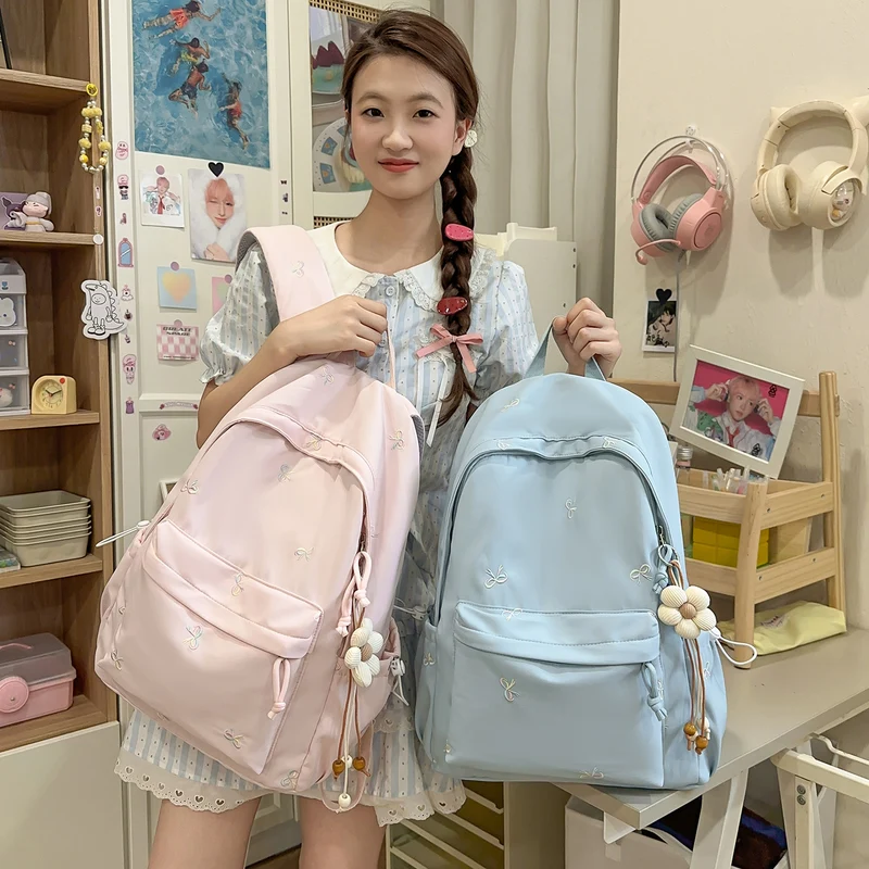 Dekorativer Bestickter Rucksack Karnz 1791205744