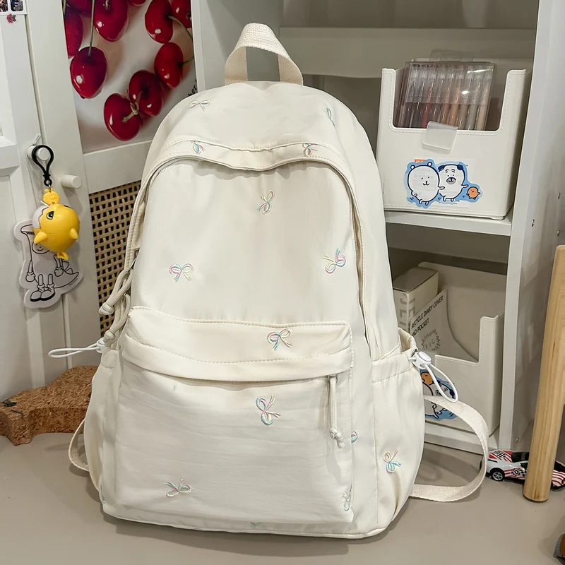 Dekorativer Bestickter Rucksack Karnz 1791205744