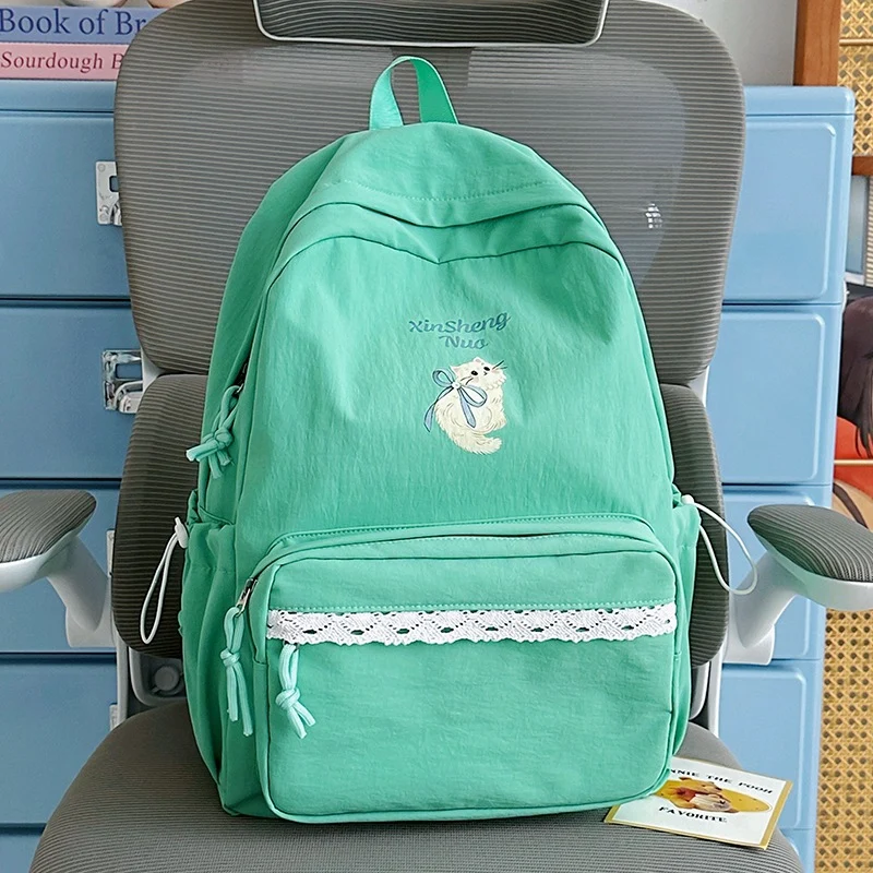Süßer grafischer bestickter Rucksack Karnz