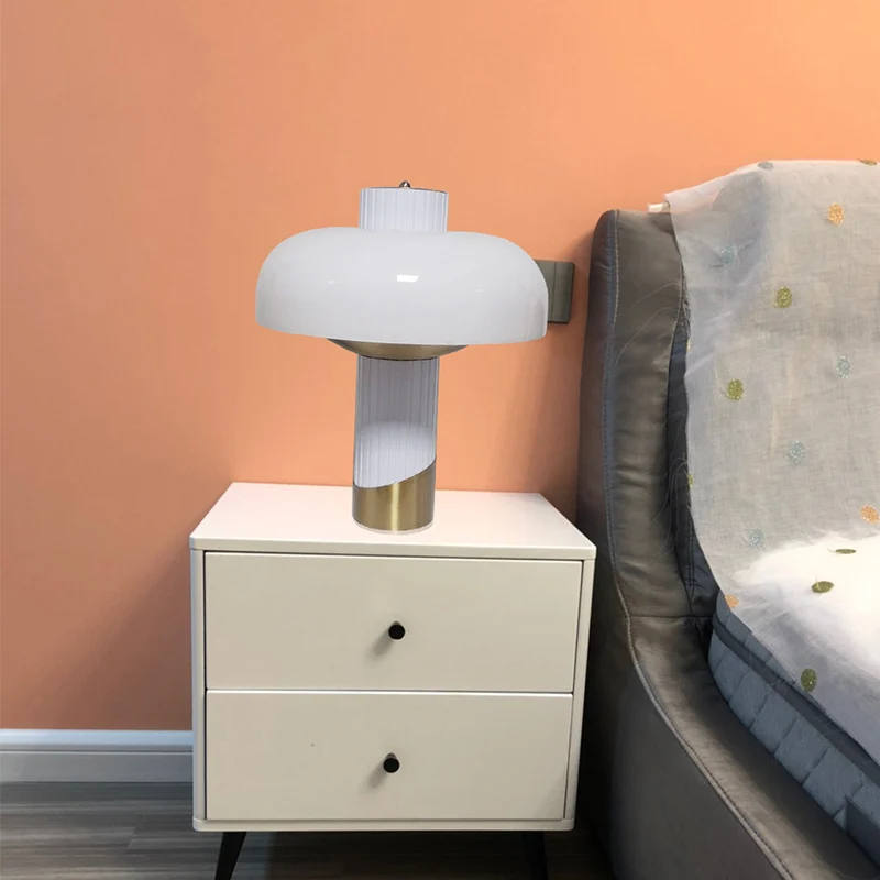 Elegante Retro-Tischlampe