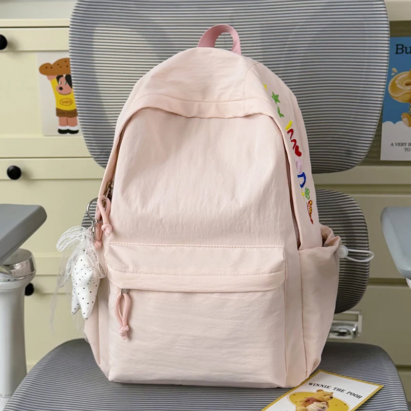Dekorativer Charakter-verzierten Freizeit-Rucksack Karnz