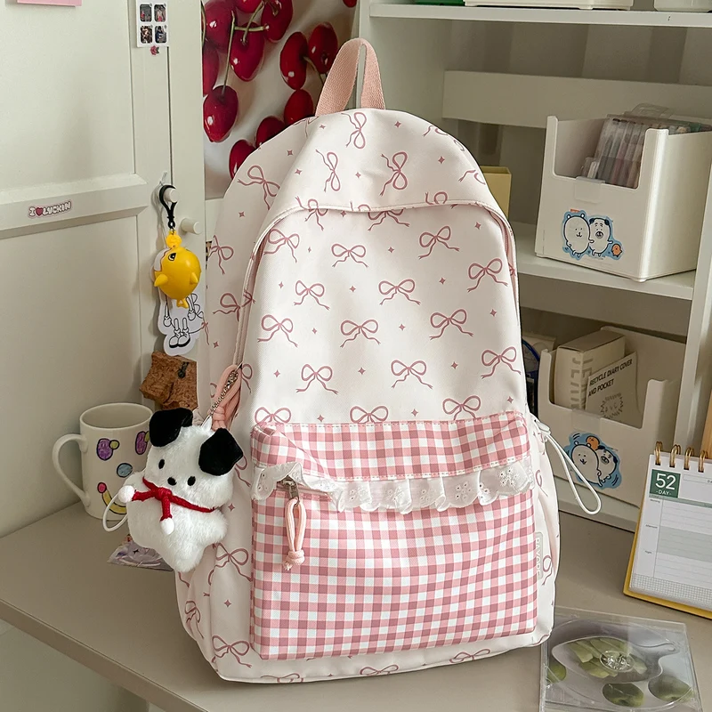 Dekorative mit Schleifen verzierte Rucksack Karnz