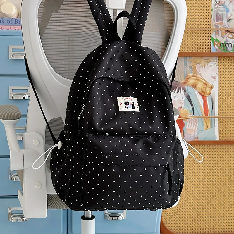 Süßer gepunkteter Rucksack Karnz