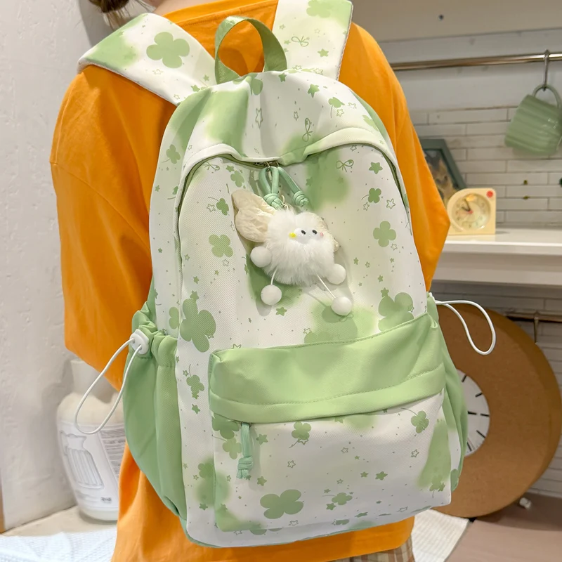 Süßer floralbedruckter Rucksack Karnz