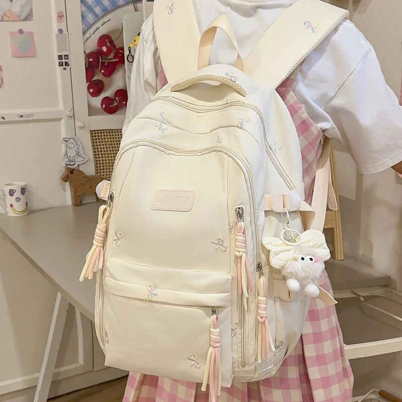 Niedlicher bestickter lässiger Rucksack Karnz