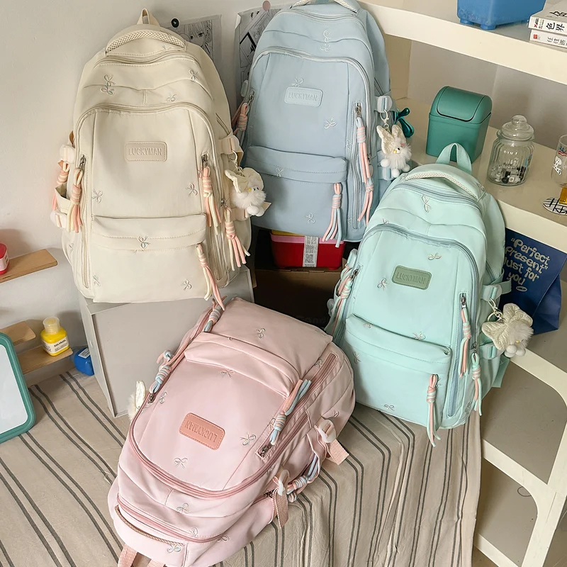 Niedlicher bestickter lässiger Rucksack Karnz