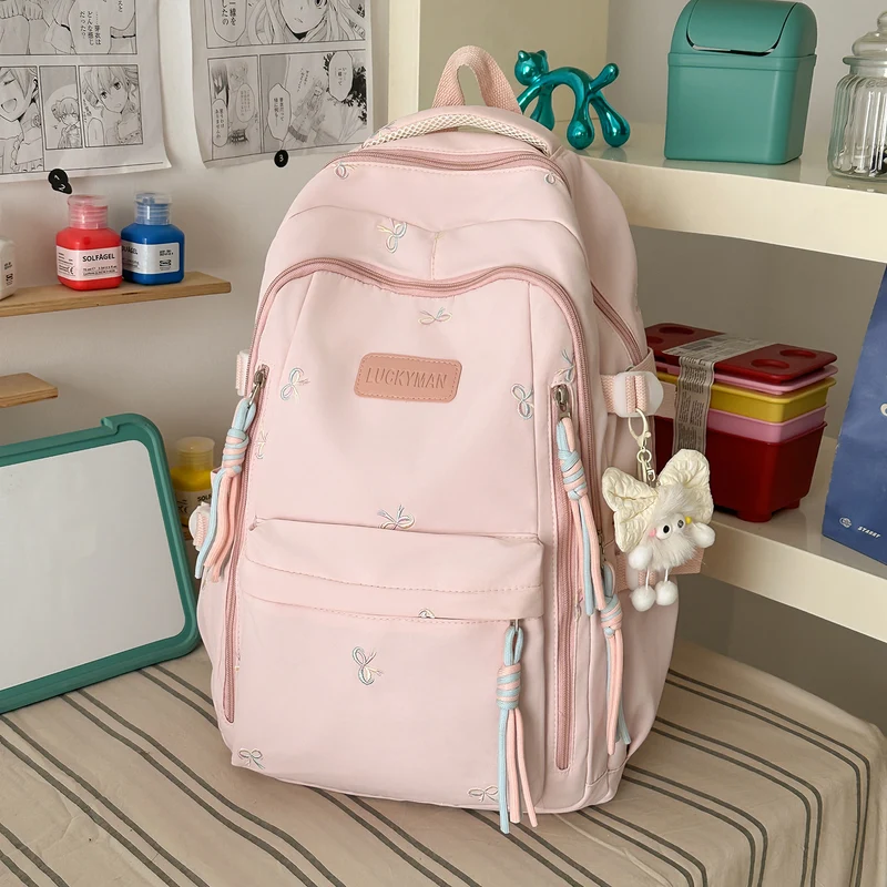 Niedlicher bestickter lässiger Rucksack Karnz