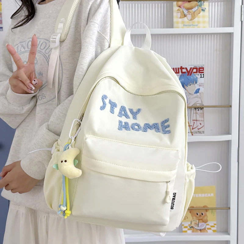 Niedlicher bestickter Rucksack Karnz