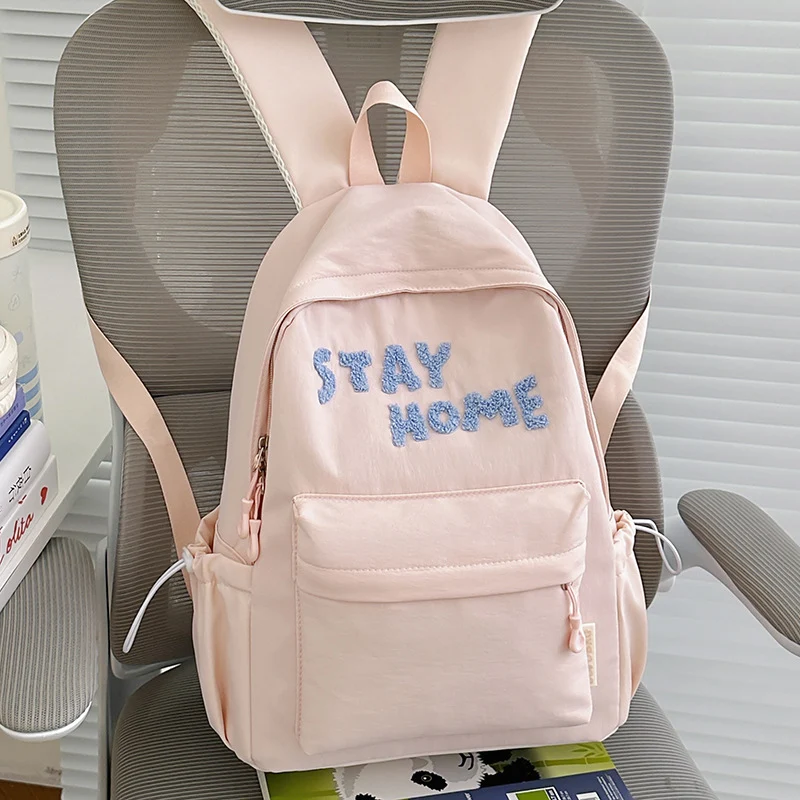 Niedlicher bestickter Rucksack Karnz