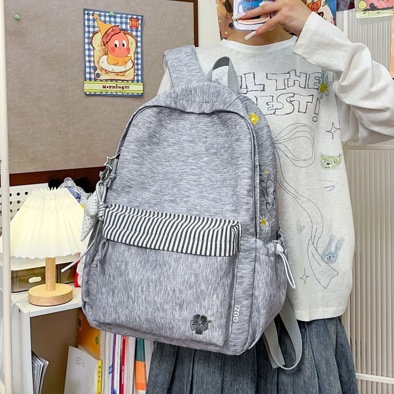 Zeitgenössischer lässiger Rucksack Karnz