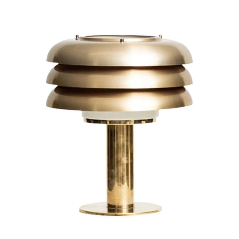 Moderne ästhetische Tischlampe mit schichtweisem Schirmdesign