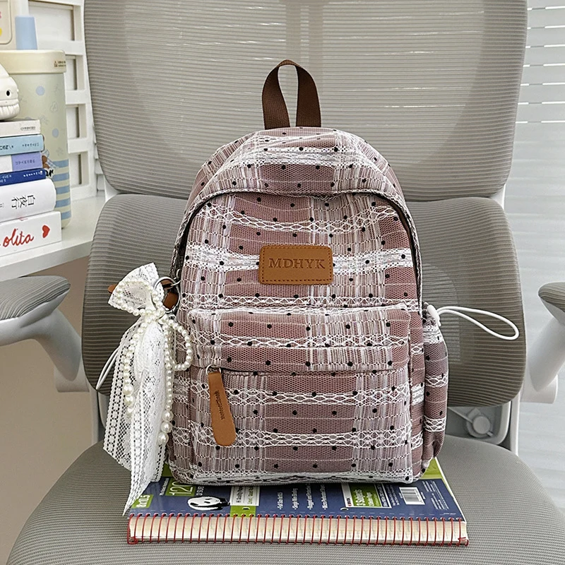 Kompakte Pünktchen Rucksack Karnz