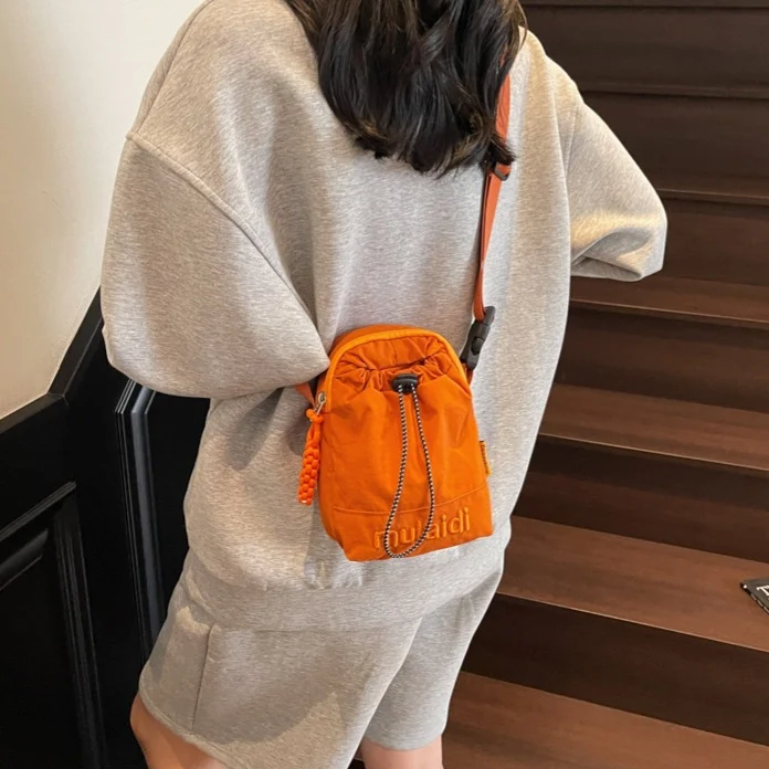Kompakte verstellbare Sling-Rucksack Karnz