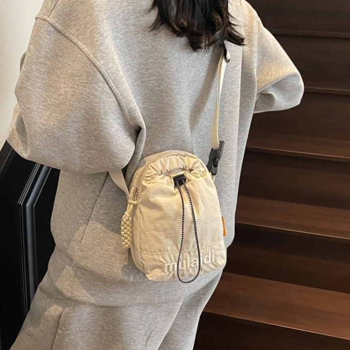 Kompakte verstellbare Sling-Rucksack Karnz