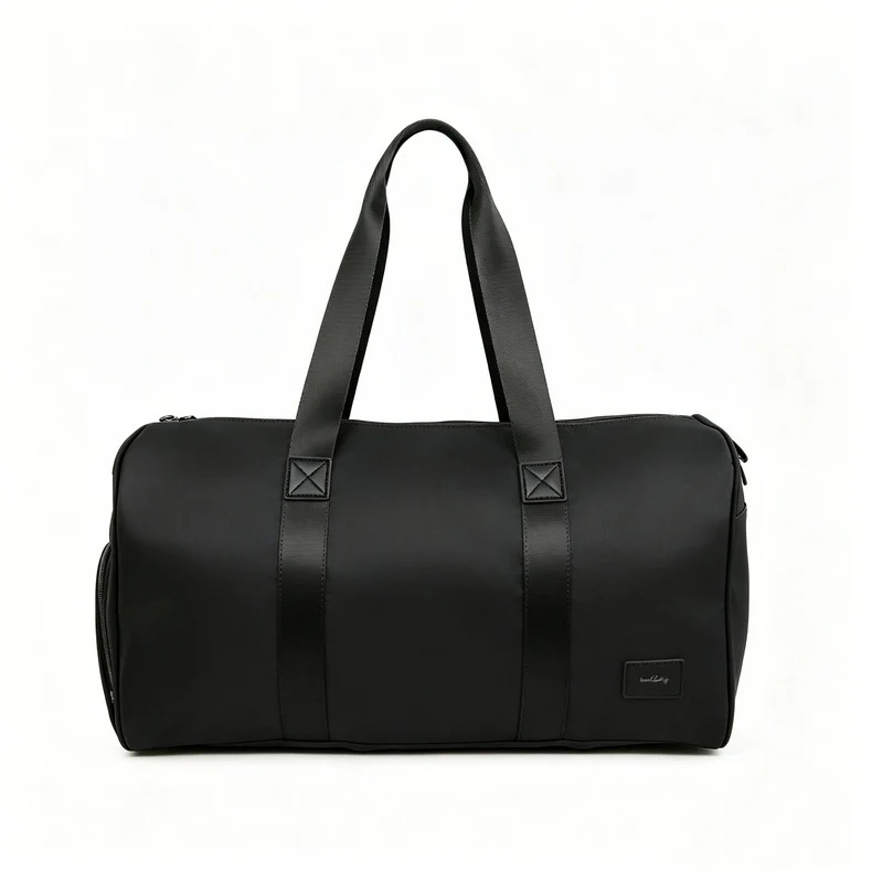 Stylische Sport-Reisetasche mit strapazierfähigem Material und geräumigen Fächern Skanto