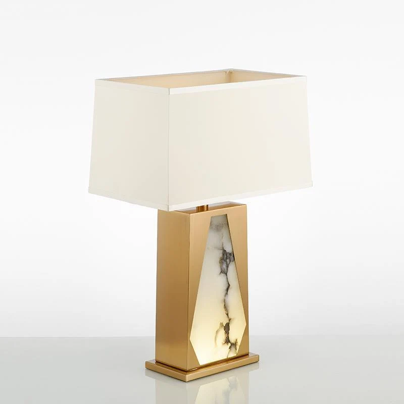 Dekorative Tischlampe mit elegantem Alabasterdesign