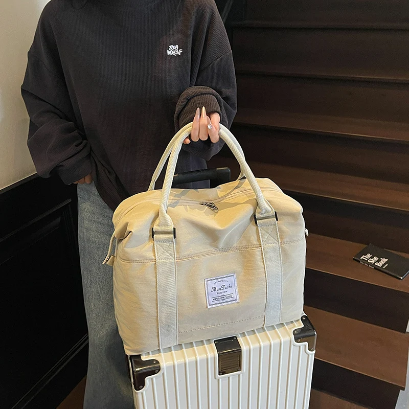 Sportliche Alltags- und Reisetasche Skanto