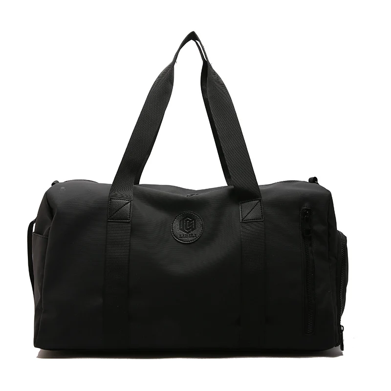 Sportliche Reisetasche mit vielen Fächern und strapazierfähigem Material Skanto