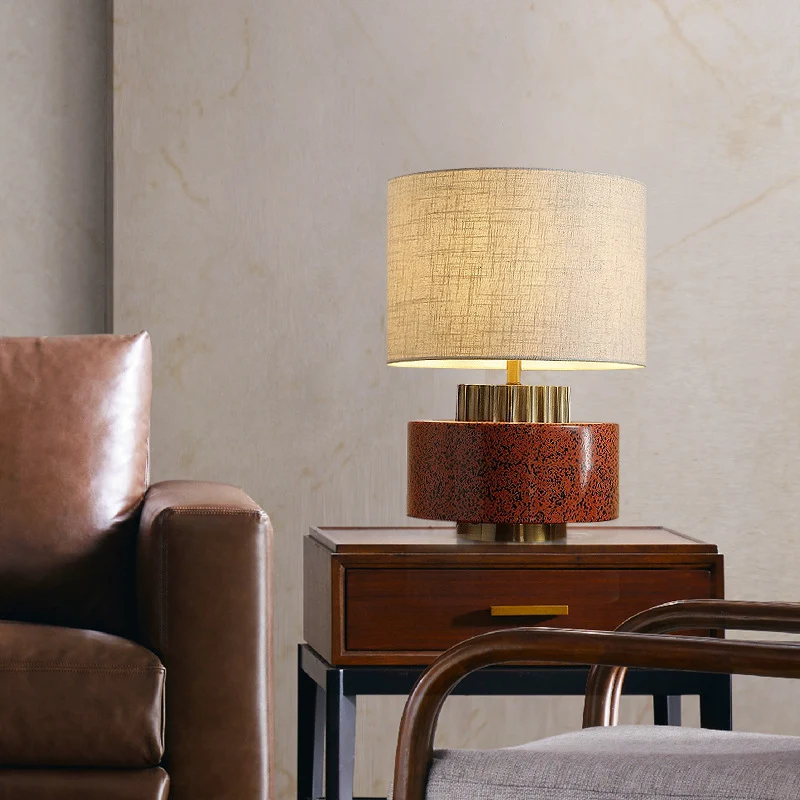 Zeitgenössische Keramik Tischlampe
