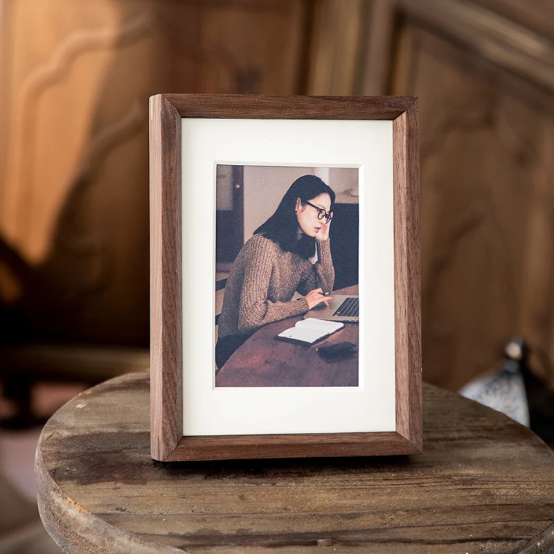 Moderner Holz-Fotorahmen