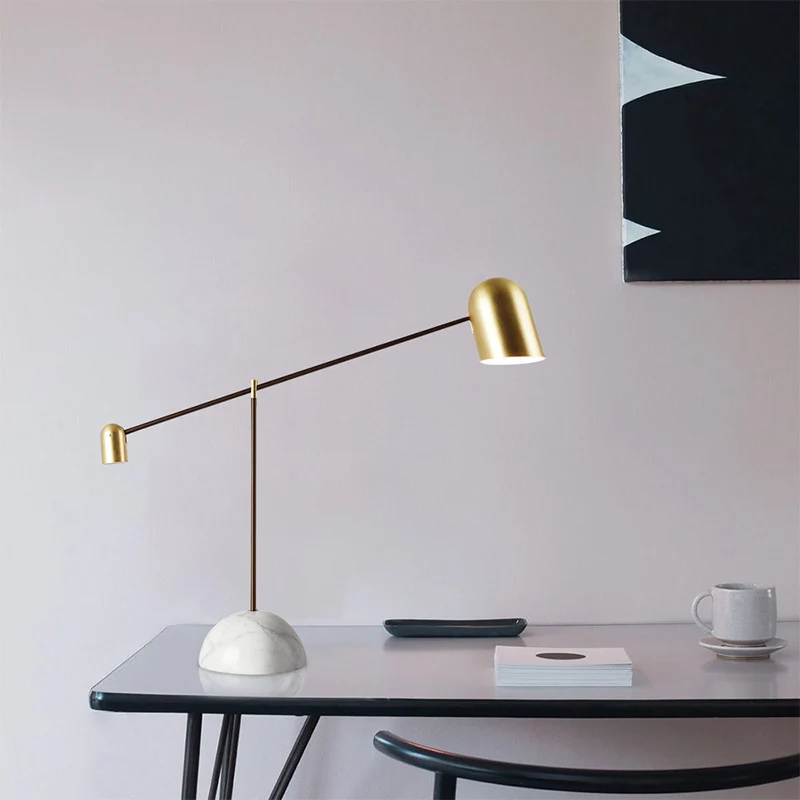 Einstellbare Arm Stehlampe mit Marmorbasis