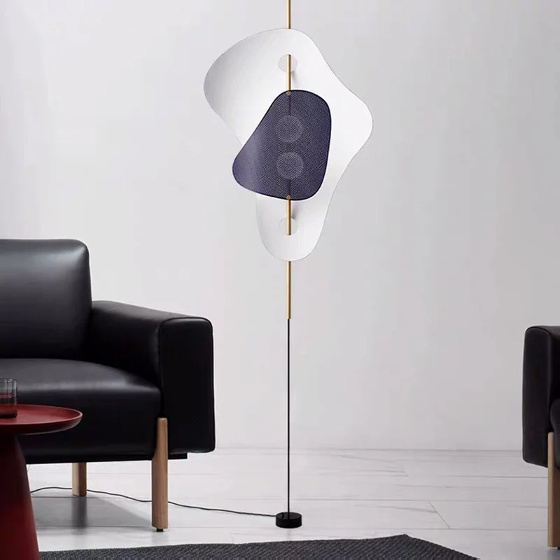 Abstract Stehlampe mit einzigartigem organischen Design