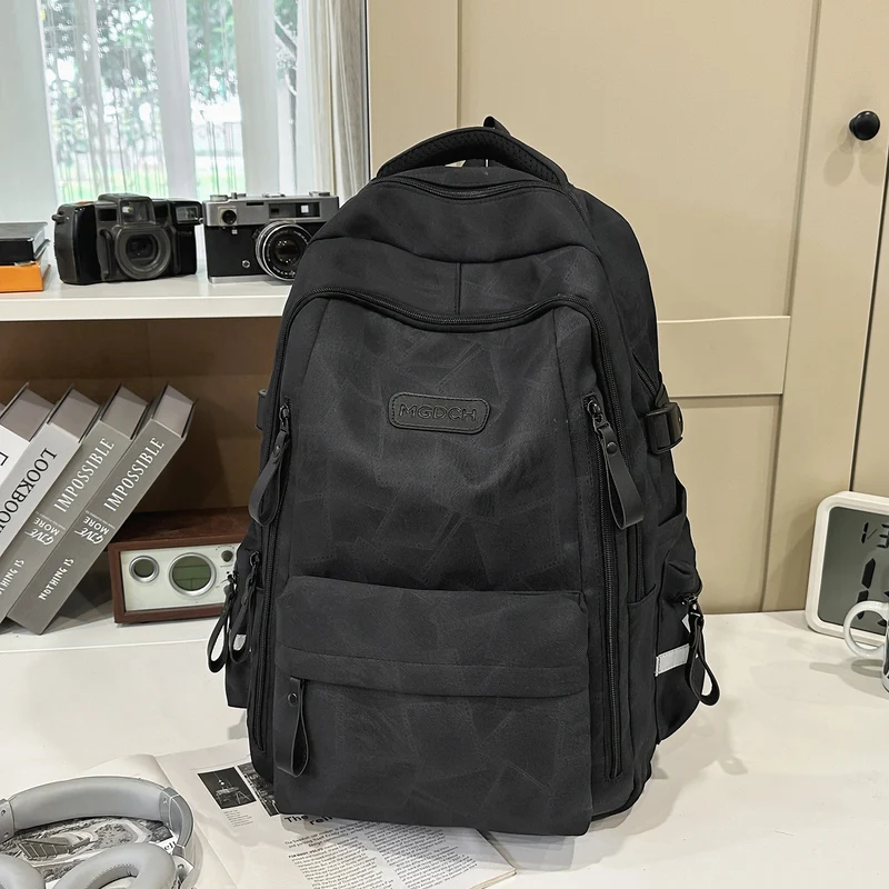 Multifunktionaler texturierter Schulrucksack