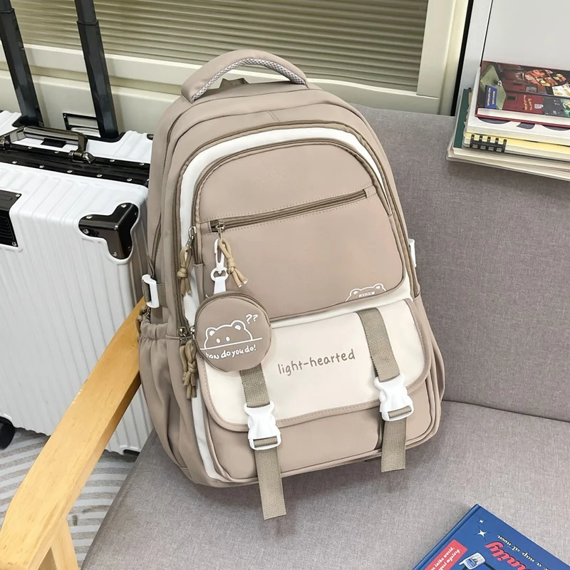 Leichter Mehrfächer-Schul- und Reiserucksack