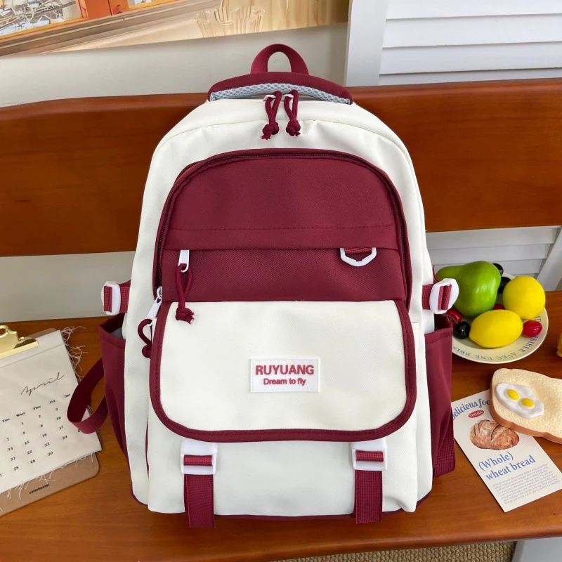 Funktionaler Schulrucksack mit mehreren Fächern