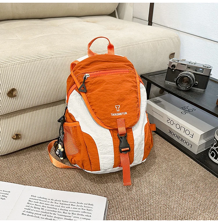 Multifunktionaler natürlicher transparenter Schulrucksack
